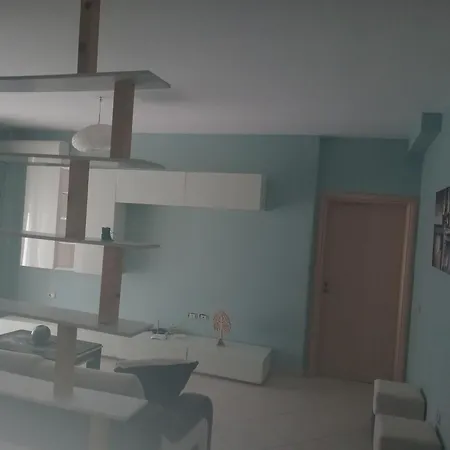 Daire Lungomare Polisi i Vogel
